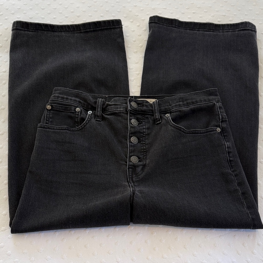 Maxwell Black Wide Leg Crop 29